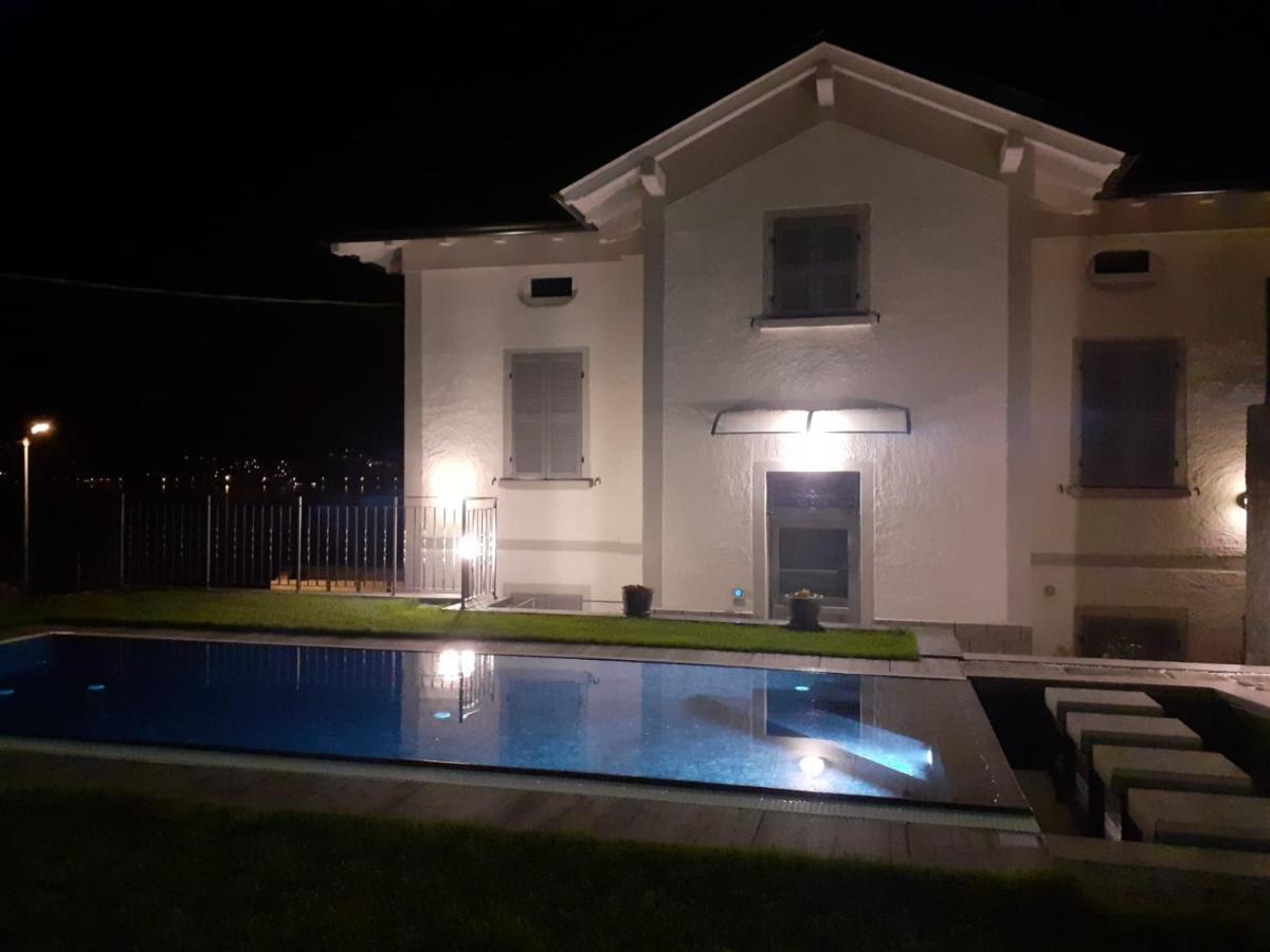 Lescen White Residence - Swimming Pool Lezzeno Eksteriør bilde
